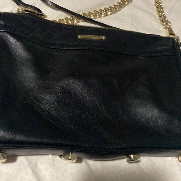 Purse with chain and leather shoulder strap. - Picture 2 of 6